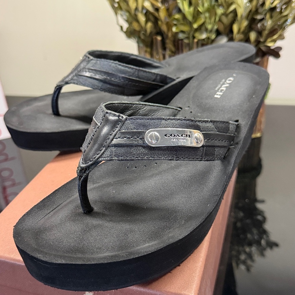 Coach Jaden Black Platform Sandals size 7.5